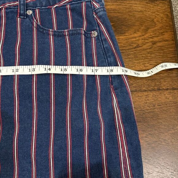 American Eagle, red and white striped denim miniskirt size 10 - Picture 9 of 9